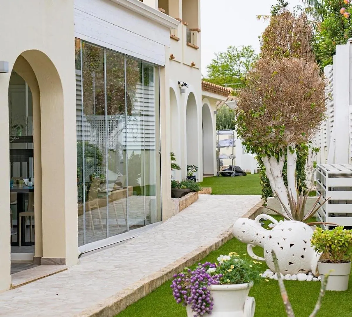 Suimi'S Hotel Villasimius