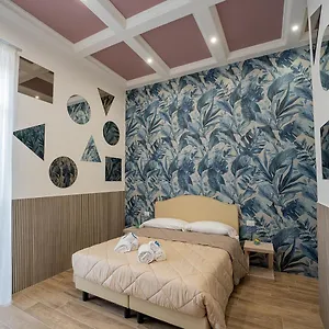 Pc Boutique H Centro, By Clapa Group 3* Neapol