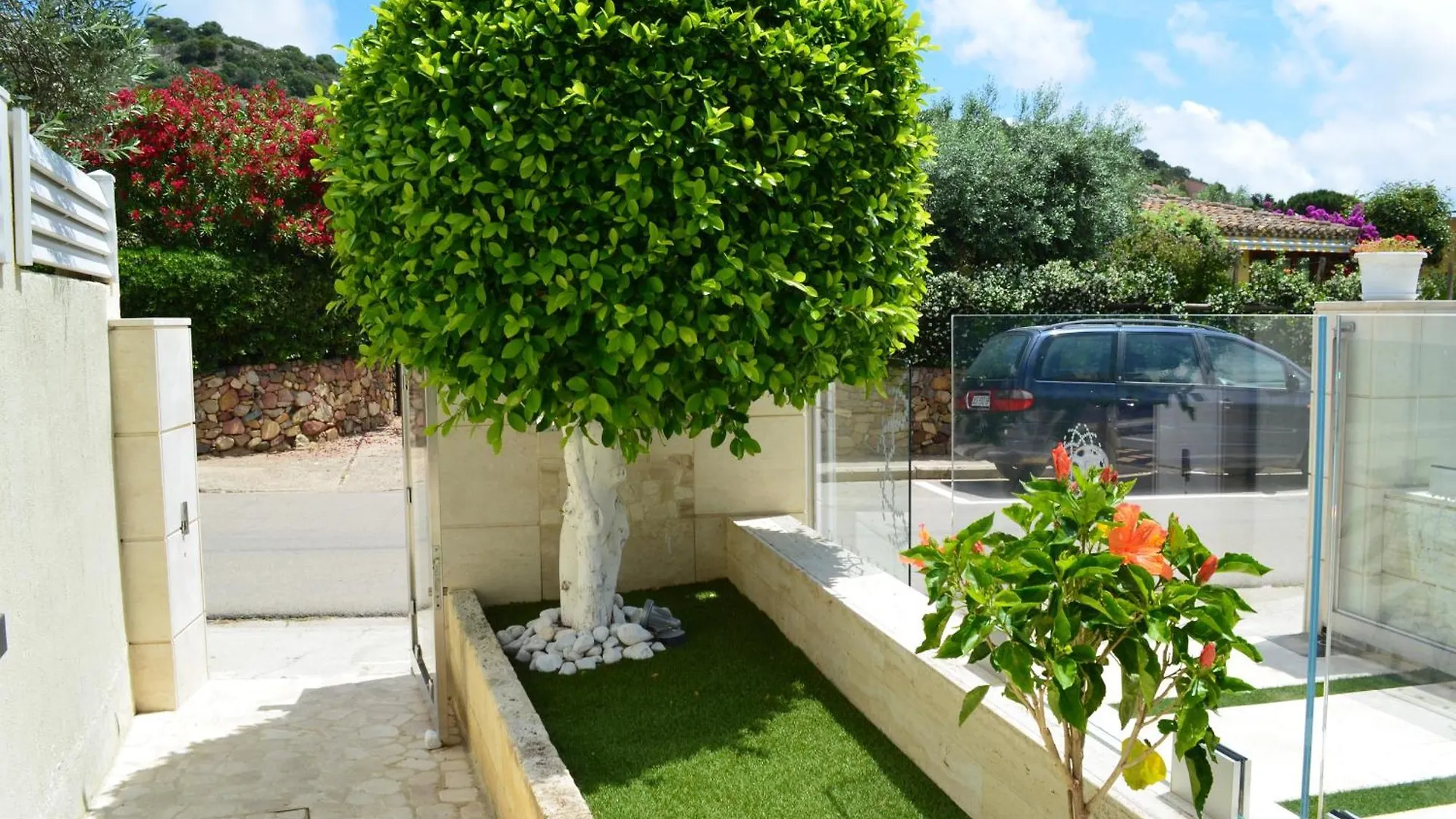 Suimi'S Hotel Villasimius 3*,