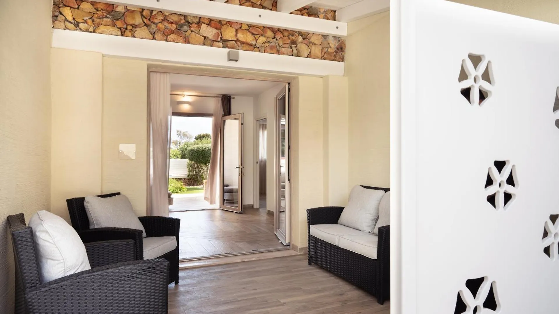 Suimi'S Hotel Villasimius