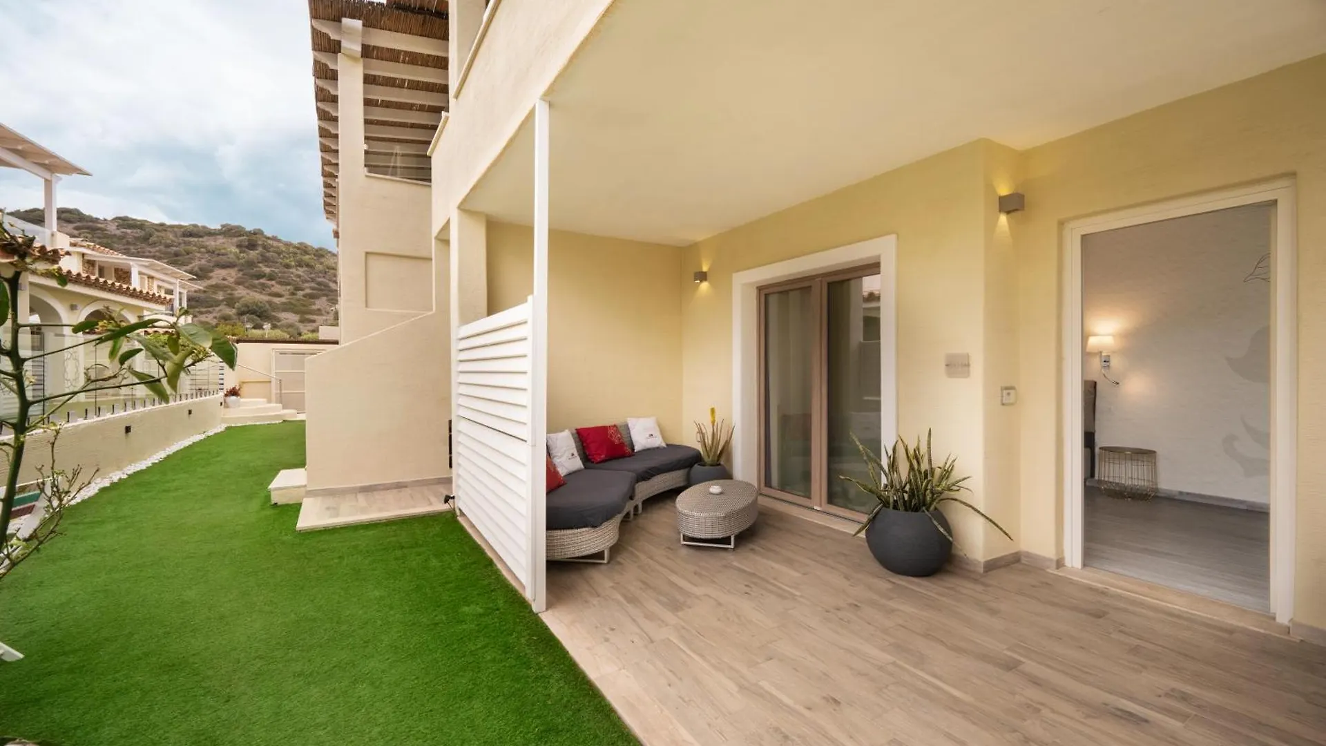 Suimi'S Hotel Villasimius