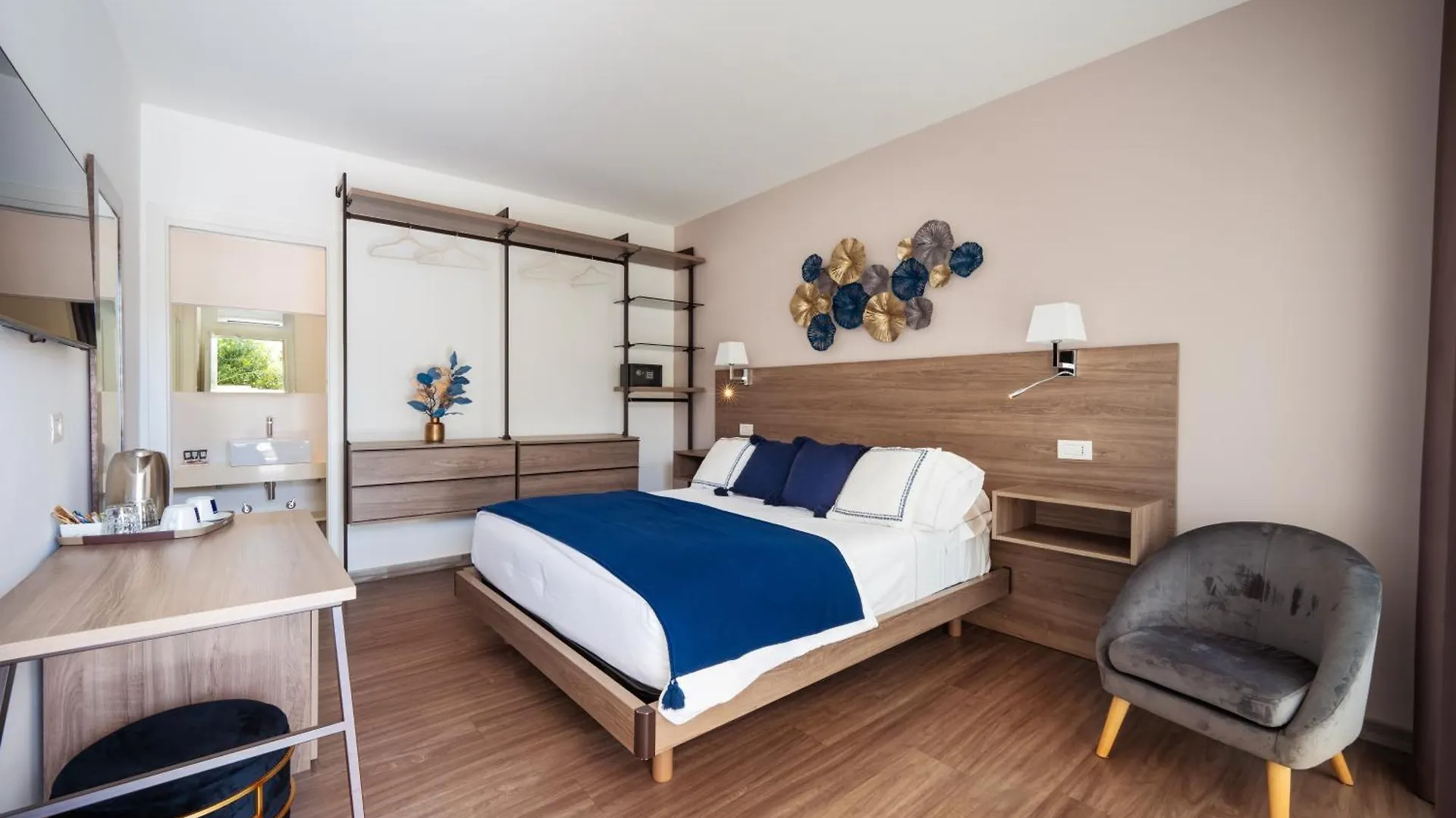 Suimi'S Hotel Villasimius