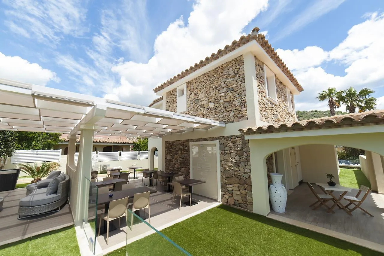 Suimi'S Hotel Villasimius
