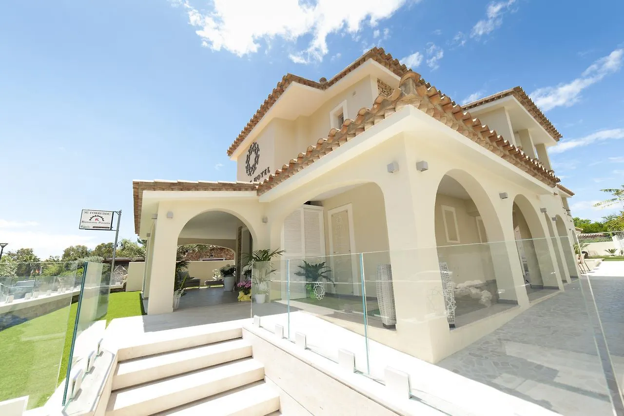 Suimi'S Hotel Villasimius