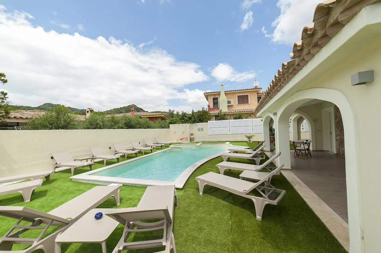 Suimi'S Hotel Villasimius